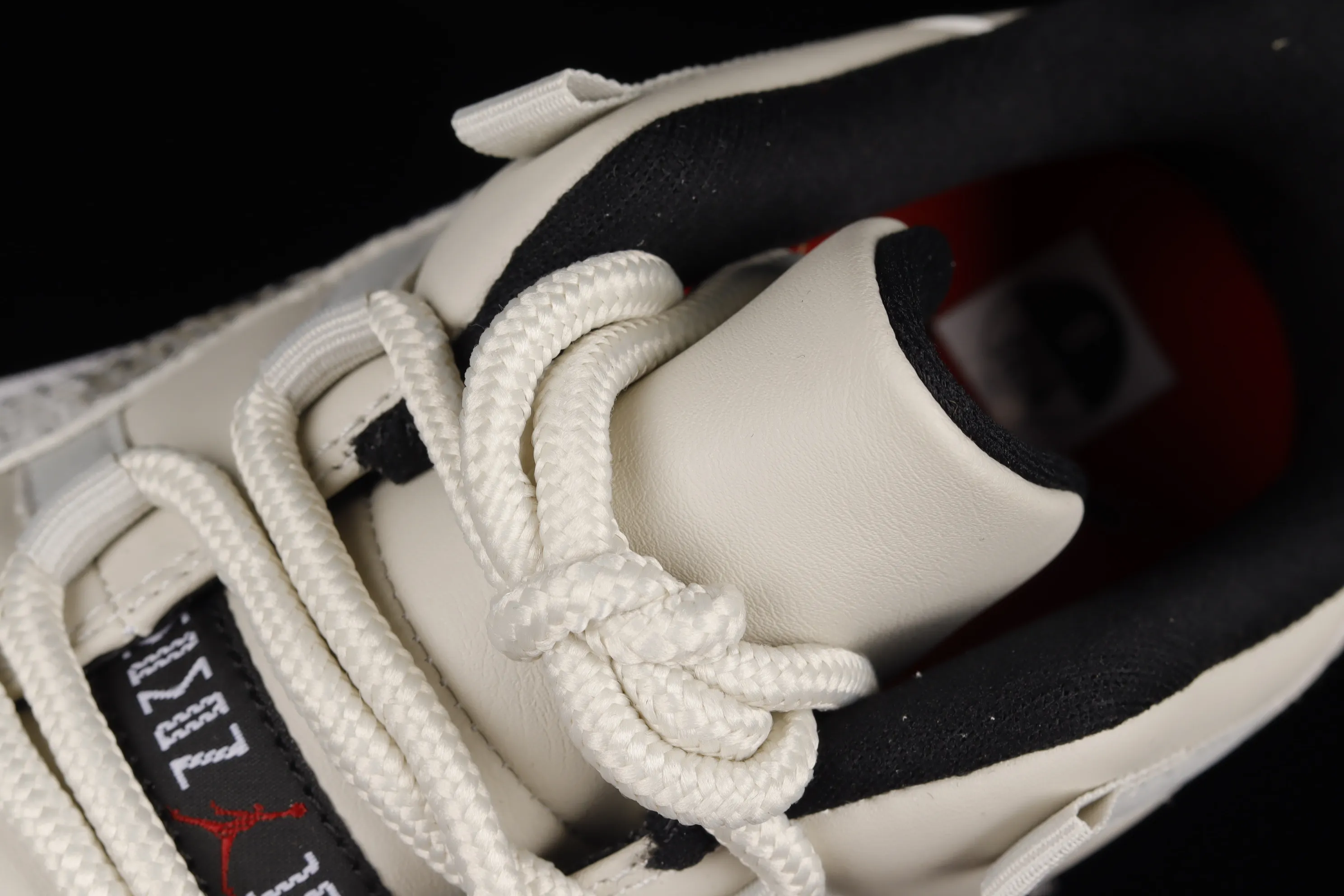 All categories Air Jordan Jordan series basketball shoes Air Jordan 11 F version Air Jordan 11 Low SE "Snakeskin" AJ11 Joe 11 white snake pattern first layer genuine carbon CD6846-002